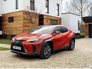 Best Lexus Ux 250h 2.0 5dr CVT (Without Nav) Lease Deal