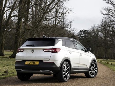 Best Vauxhall Grandland X 1.2 Turbo SE Premium 5dr Lease Deal